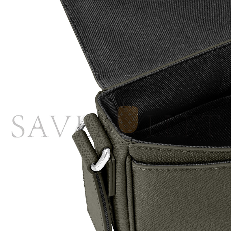 LOUIS VUITTON DISTRICT PM M30970 (26*20*7cm)